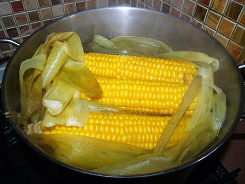 Як смачно приготувати кукурудзу всього за 20 хвилин